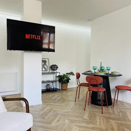 Appartement Cosy & Moderne 6 Personnes Centre Charleville-Mezieres - Ardennes エクステリア 写真